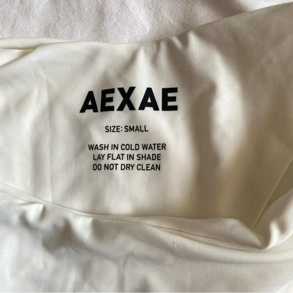 AEXAE. High hip rise bikini bottom. SMALL - Picture 2 of 3